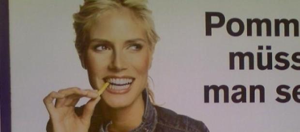 Heidi machte Werbung für Fastfood-Kette. Heidi machte Werbung für Fastfood-Kette.