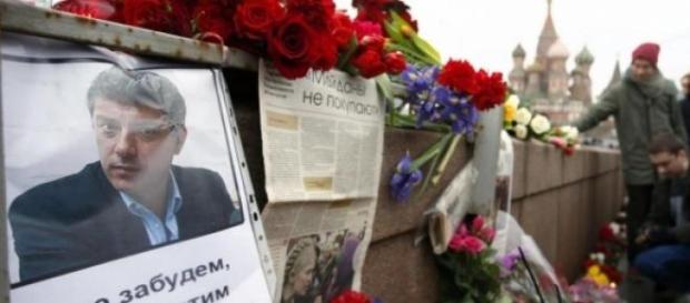 L'assassinio di Boris Nemtsov: rabbia e commozione L'assassinio di Boris Nemtsov: rabbia e commozione