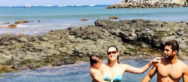 Luana Piovani com o seu marido e filho. Luana Piovani com o seu marido e filho.