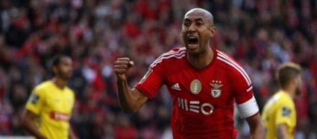 Luisão abriu caminho à goleada Luisão abriu caminho à goleada