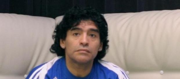 Maradona asegura que Fidel Castro está vivo Maradona asegura que Fidel Castro está vivo