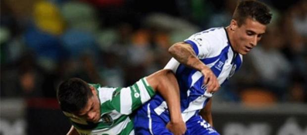 Tello foi o homem do jogo ao marcar por três vezes Tello foi o homem do jogo ao marcar por três vezes