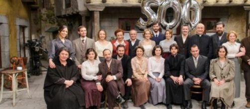 Il cast de Il Segreto al completo