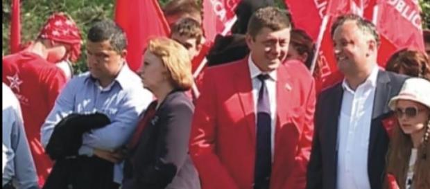 Oleg Paholkov,la un miting pro rus din Chisinau Oleg Paholkov,la un miting pro rus din Chisinau