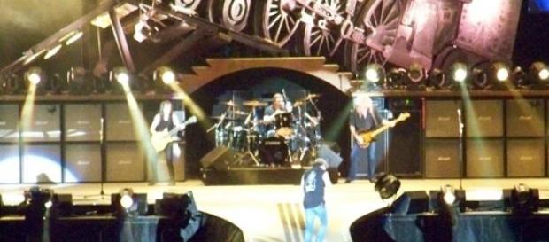 Rock or Bust es el último disco de AC/DC Rock or Bust es el último disco de AC/DC