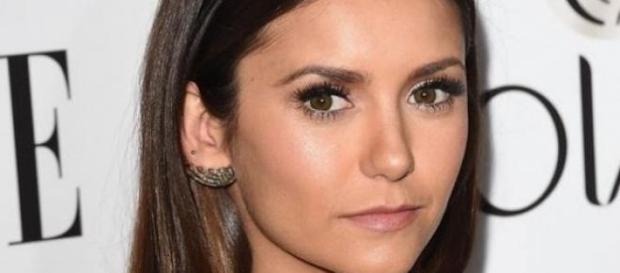 Wie geht es Nina Dobrev wirklich? Wie geht es Nina Dobrev wirklich?