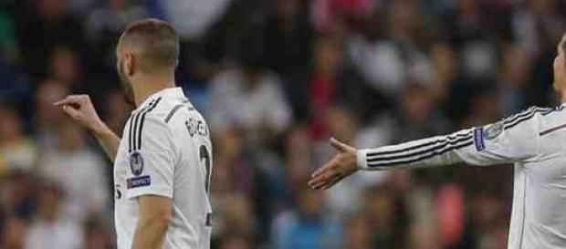 Benzema et Ronaldo se plaignent Benzema et Ronaldo se plaignent
