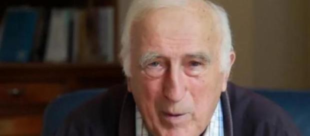 Jean Vanier a rendu la société plus ouverte. Jean Vanier a rendu la société plus ouverte.