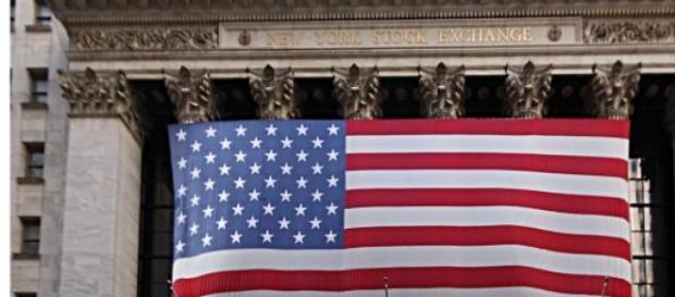 Moeda americana ganha terreno face ao euro. Moeda americana ganha terreno face ao euro.