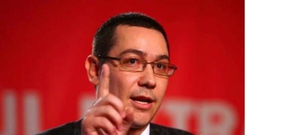 Victor Ponta audiat in fata instantei Victor Ponta audiat in fata instantei