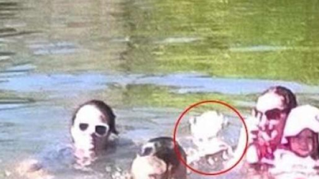 Australia: fantasma di una ragazzina in foto 