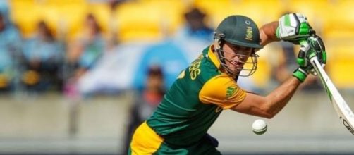 AB de Villiers hits for South Africa's victory 