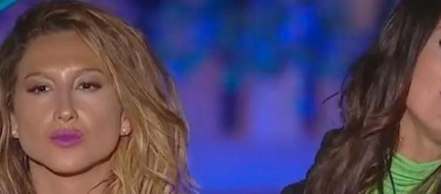 Luli se va de "Amor a prueba" Luli se va de "Amor a prueba"