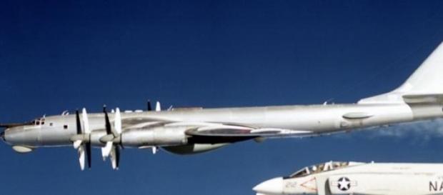 Avioane rusesti interceptate de SUA Avioane rusesti interceptate de SUA