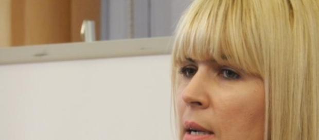 Elena Udrea refuza consultul ginecologic Elena Udrea refuza consultul ginecologic