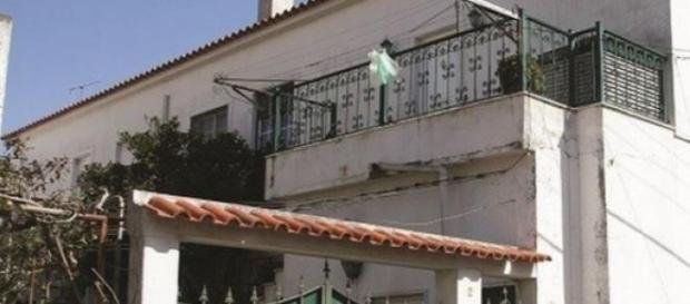 Jovem morreu à porta do alegado homicida. Jovem morreu à porta do alegado homicida.