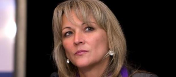 Lise Thériault veut combattre la radicalisation. Lise Thériault veut combattre la radicalisation.