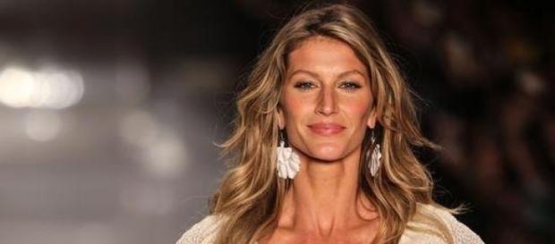 Gisele Bündchen tem 34 anos. Gisele Bündchen tem 34 anos.