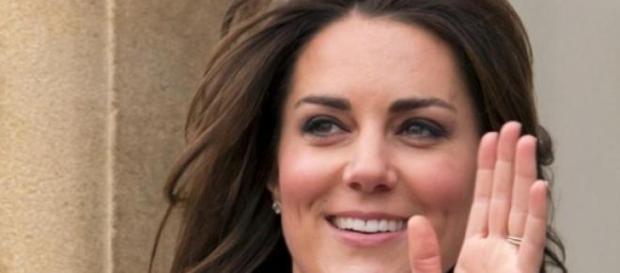 ¿Kate se viste de rosa porque tendrá niña? ¿Kate se viste de rosa porque tendrá niña?