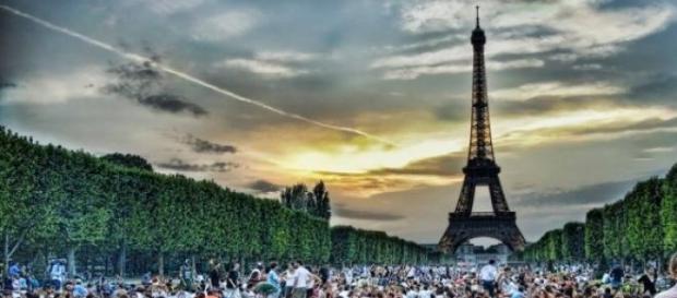 Le français, tout un symbole national. Le français, tout un symbole national.