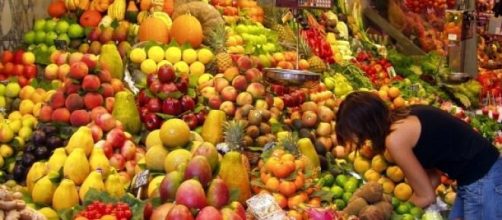 Meglio acquistare frutta e verdura al supermercato