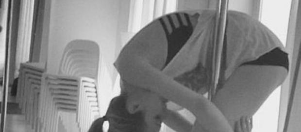 Poledance - Tanzsport mal anders. Poledance - Tanzsport mal anders.