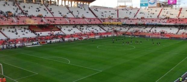 Estadio Ramón Sánchez Pizjuán Estadio Ramón Sánchez Pizjuán