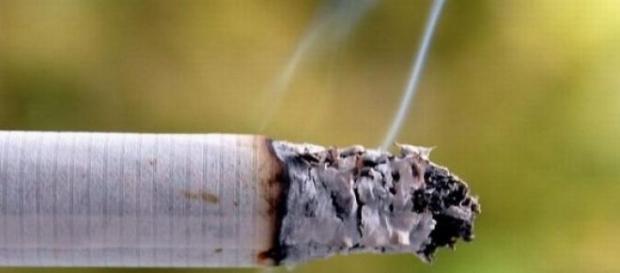 Francia implantará cajetillas de tabaco neutras Francia implantará cajetillas de tabaco neutras