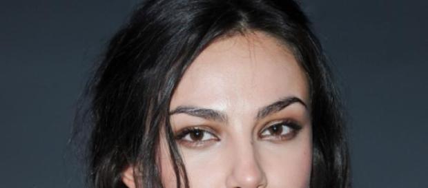 Madalina Ghenea este tot mai suparata pe romani Madalina Ghenea este tot mai suparata pe romani