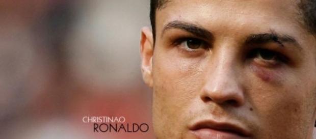 As atitudes de Ronaldo têm sido muito discutidas. As atitudes de Ronaldo têm sido muito discutidas.
