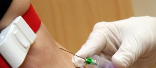 Extracción de sangre por un especialista Extracción de sangre por un especialista