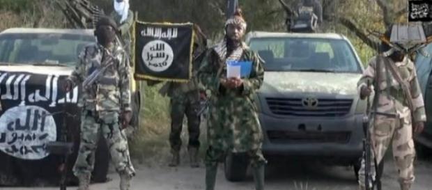 Le Nigéria lance un fort assaut contre Boko Haram. Le Nigéria lance un fort assaut contre Boko Haram.