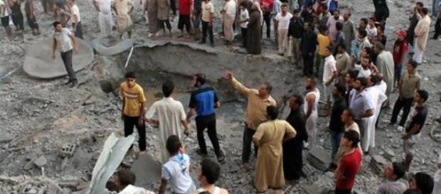 Les ville de Raqqa, en Syrie, est ruinée. Les ville de Raqqa, en Syrie, est ruinée.