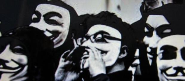 Black Blocs: seriam eles a ameaça? Black Blocs: seriam eles a ameaça?