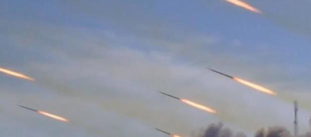 Exercitii militare rusesti la granita cu Ucraina Exercitii militare rusesti la granita cu Ucraina