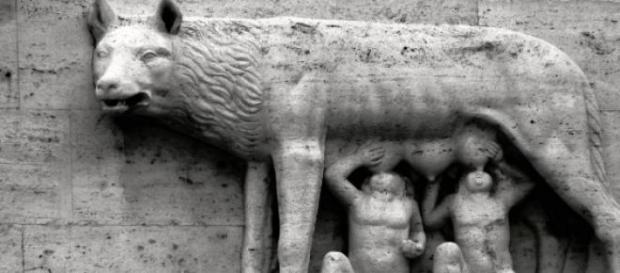 Scrulpture "The Wolf", Rome. Scrulpture "The Wolf", Rome.