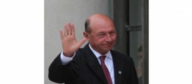Traian Basescu acuzat de santaj Traian Basescu acuzat de santaj