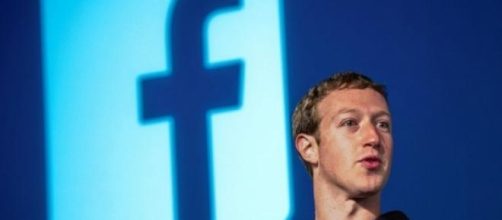 Mark Zuckerberg cambia le regole su Facebook