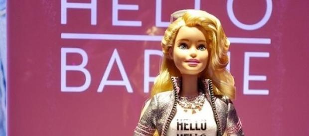 La nueva 'Barbie Hello' de Mattel genera polémica La nueva 'Barbie Hello' de Mattel genera polémica