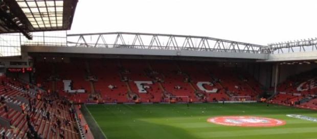Liverpool e Manchester United jogam em Anfield Liverpool e Manchester United jogam em Anfield