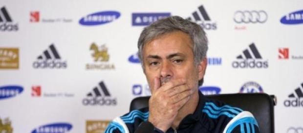 Mourinho elogia futebol de Salah na Fiorentina Mourinho elogia futebol de Salah na Fiorentina