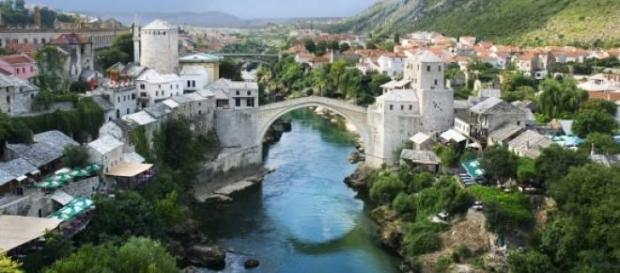 Panoramica di Mostar in Bosnia ed Erzegovina Panoramica di Mostar in Bosnia ed Erzegovina