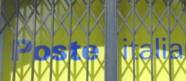 Un ufficio postale chiuso Un ufficio postale chiuso