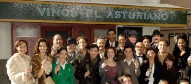 Il cast della soap Amare per sempre. Il cast della soap Amare per sempre.