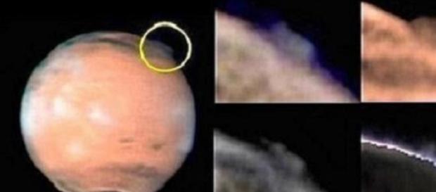 La misteriosa nube de 500 kilómetros sobre Marte. La misteriosa nube de 500 kilómetros sobre Marte.
