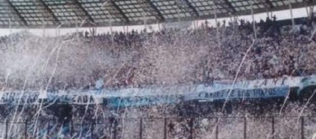 Racing logró su primer triunfo en el campeonato Racing logró su primer triunfo en el campeonato