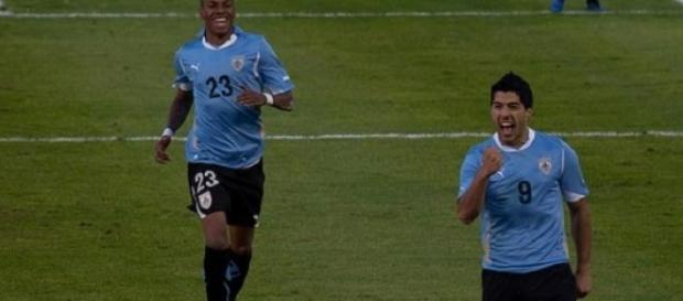 Suarez scored in Barcelona's 3-1 win at Granada Suarez scored in Barcelona's 3-1 win at Granada