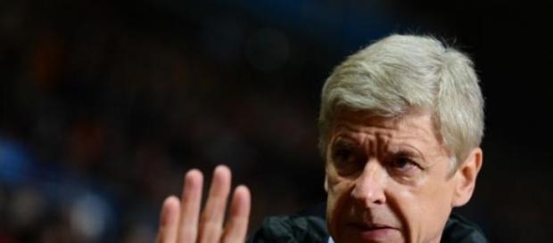 Arsene Wenger; buena prensa y discretos resultados Arsene Wenger; buena prensa y discretos resultados
