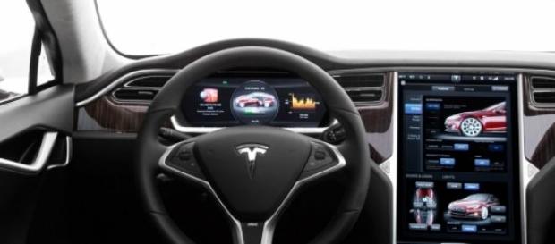 Cuadro de mandos del Tesla "S" Cuadro de mandos del Tesla "S"