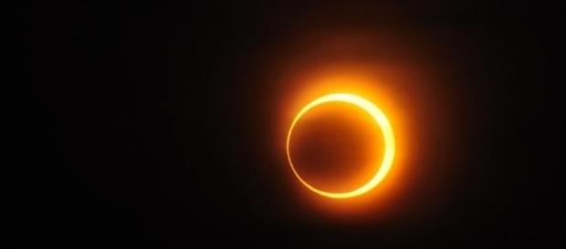 El eclipse de sol da la bienvenida a la primavera El eclipse de sol da la bienvenida a la primavera